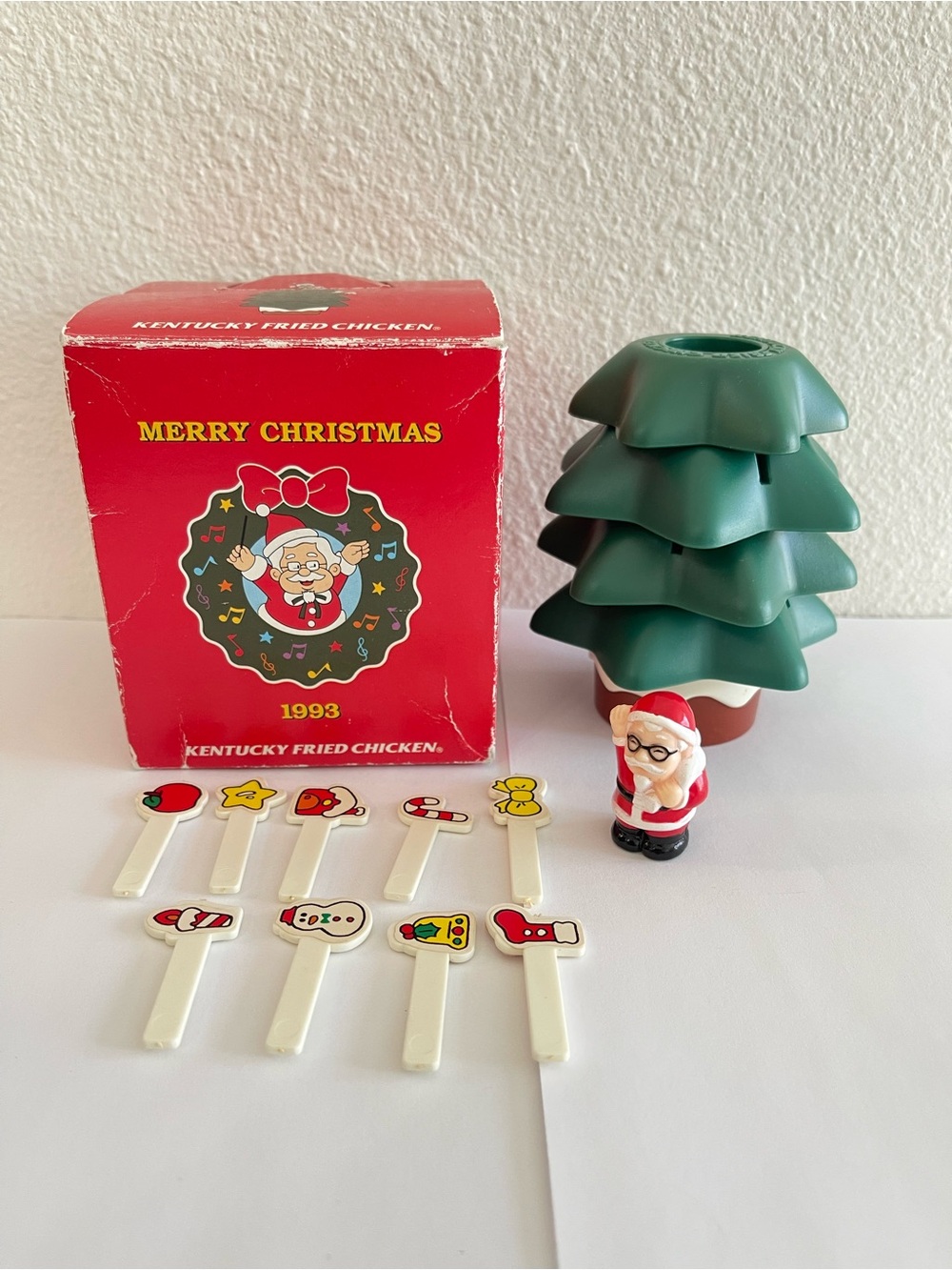 Kentucky Fried Chicken Japan KFC Merry Christmas 1993 Tree Colonel Jumping Rare